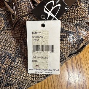 Brand new hand bag with tags never used